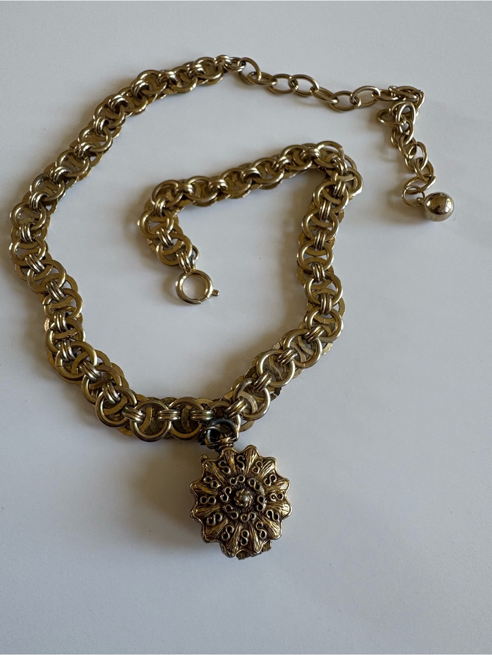Vintage Gold-Tone Floral Locket Chain Necklace - Women Jewelry